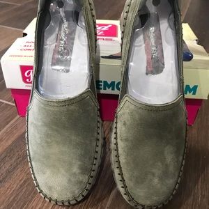 NIB Sketchers Memory Foam Sz 9 Bikers Alumni